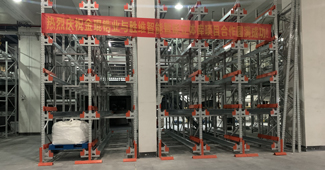 一款穿梭式貨架，讓浙江金琨鋯業(yè)有限公司的倉(cāng)庫(kù)“脫胎換骨”！
