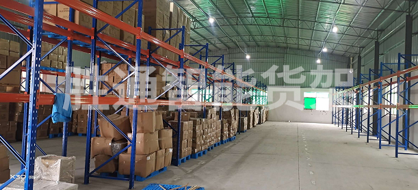 品輝重型橫梁貨架.jpg 品輝重型橫梁貨架.jpg